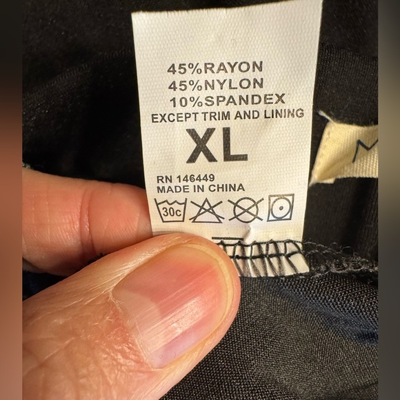 New without tags, size XL ladies leggings from Maze, black with rainbow stripes - Picture 4 of 7